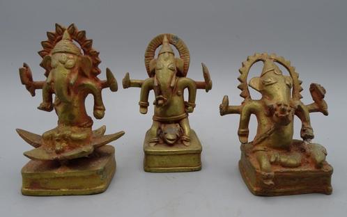 Set van 3 verschillende oude bronzen Ganesha beeldjes India, Verzamelen, Religie, Gebruikt, Hindoeïsme, Beeld(je), Ophalen of Verzenden