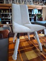 6 Nieuwe stoelen,  kleur Kiezel met off-black poten, Artella, Ophalen, Nieuw, Zwart