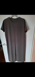 Nieuwe jurk van Zusss, Kleding | Dames, Nieuw, Ophalen of Verzenden, Zusss, Onder de knie