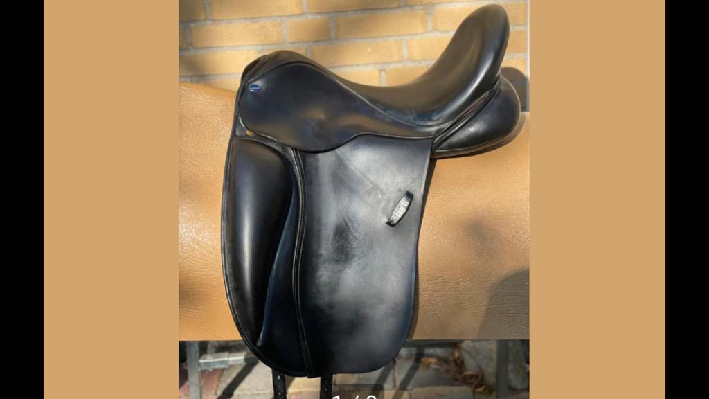 Euroriding titan fit 4 , 18  inch. Vraagprijs € 725,00, Dieren en Toebehoren, Paarden en Pony's | Zadels, Ophalen, Gebruikt, Dressuur