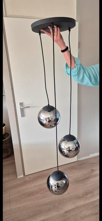 Hanglamp eettafel glazen bollen zilverkleurig beschikbaar voor biedingen
