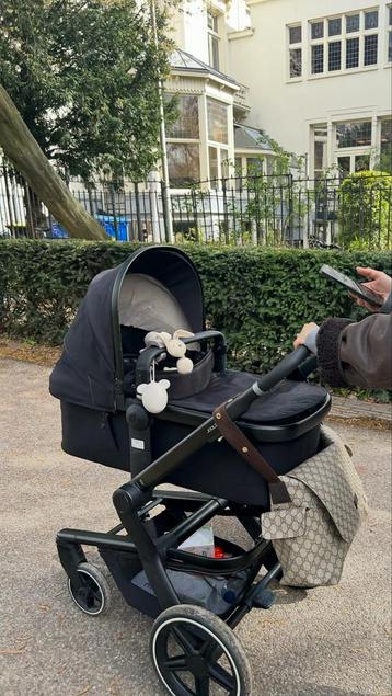Joolz kinderwagen 2 delig. beschikbaar voor biedingen