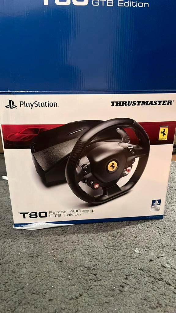 Formule 1 Race stuur + pedalen, Spelcomputers en Games, Spelcomputers | Sony PlayStation Consoles | Accessoires, Zo goed als nieuw