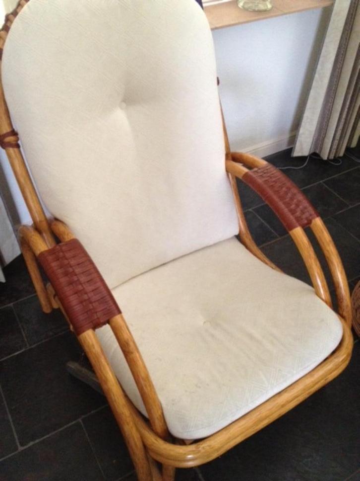 Fauteuil met kussens, Huis en Inrichting, Fauteuils, Zo goed als nieuw, Hout, Riet of Rotan, Stof, Overige materialen, 50 tot 75 cm