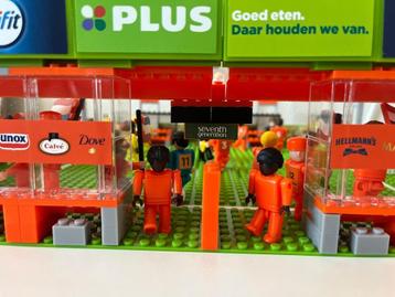 Voetbalstadion compleet met spelersbus Nederlands elftal beschikbaar voor biedingen