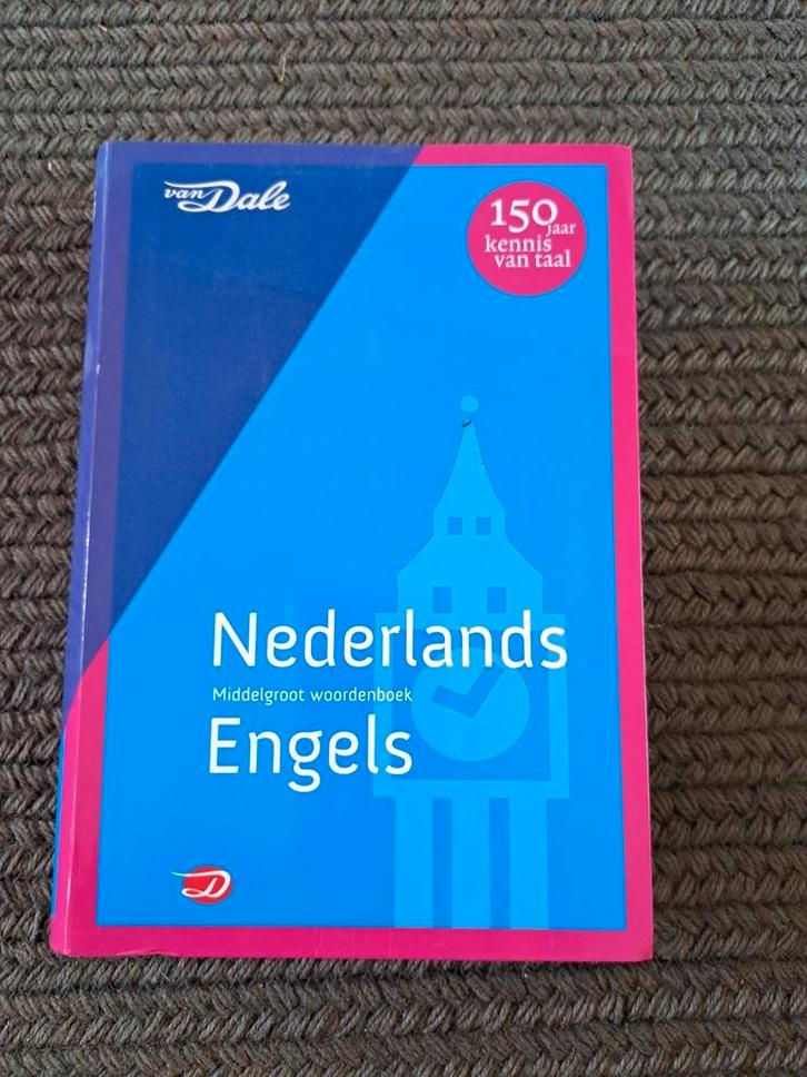 Van Dale middelgroot woordenboek Nederlands-Engels, Boeken, Woordenboeken, Zo goed als nieuw, Van Dale, Verzenden