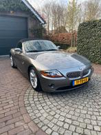 BMW Z4 3.0I Roadster AUT 2004 Grijs, Auto's, Te koop, Zilver of Grijs, Geïmporteerd, Benzine