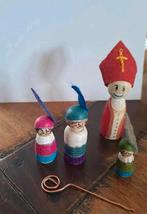 Sinterklaas peg dolls met 3 pietjes, Ophalen of Verzenden, Zo goed als nieuw