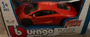 Auto’s van b urago 4 stuks nieuw in doos snelle raceauto’s beschikbaar voor biedingen