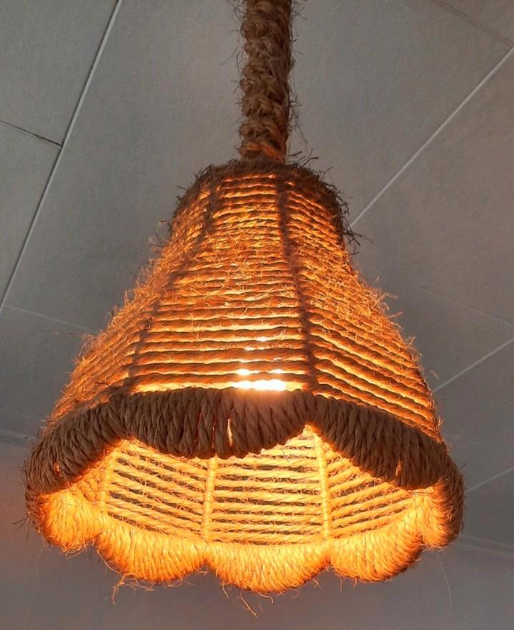 Vintage hanglamp touw., Huis en Inrichting, Lampen | Hanglampen, Zo goed als nieuw, Minder dan 50 cm, Ophalen