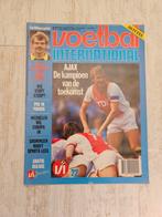 VI: AJAX KAMPIOEN 1984/85 (Van Basten), Verzamelen, Ophalen of Verzenden, Zo goed als nieuw, Ajax, Boek of Tijdschrift