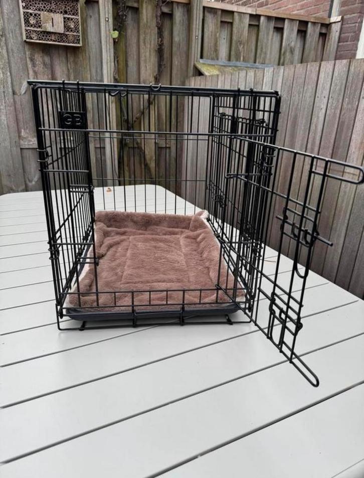 Kleine Bench, Dieren en Toebehoren, Hondenhokken, Zo goed als nieuw, Minder dan 65 cm, 75 tot 110 cm, Ophalen