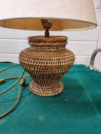 tafellamp rotan met schakelaar, Ophalen of Verzenden, 'T Olde Gre-j, Info@toldegrej.nl, Endepoelstraat 20f Didam