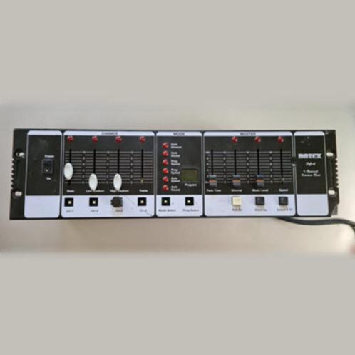 Botex DC-4P-G analoge lichtsturing, Muziek en Instrumenten, Licht en Laser, Gebruikt, Licht, Verzenden