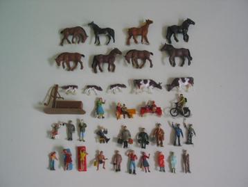 Scenery voor modelspoorbaan H0 - Paarden, koeien, figuurtjes beschikbaar voor biedingen