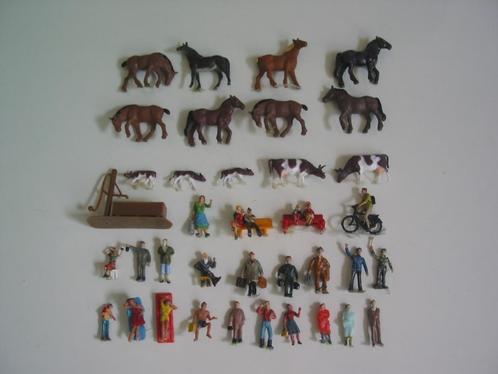 Scenery voor modelspoor H0 - Kavel 04 - Paarden + figuurtjes, Hobby en Vrije tijd, Modeltreinen | H0, Gebruikt, Natuur, Gelijkstroom of Wisselstroom