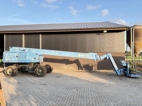 Hoogwerker aichi sp21aj telescoophoogwerker, Zakelijke goederen, Machines en Bouw | Liften, Steigers en Ladders