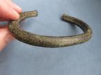 Armband uit de late bronstijd - ca. 2700 jaar oud - bodemvon, Sieraden, Tassen en Uiterlijk, Antieke sieraden, Armband, Ophalen of Verzenden
