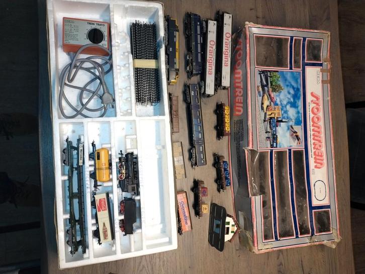 Vintage HEMA trein Set, Hobby en Vrije tijd, Modeltreinen | H0, Gebruikt, Treinset, Gelijkstroom, Overige merken, Analoog, Ophalen