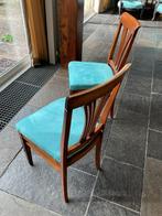 2 Houten Stoelen met Turquoise Bekleding, Gebruikt, Twee, Blauw, Ophalen of Verzenden