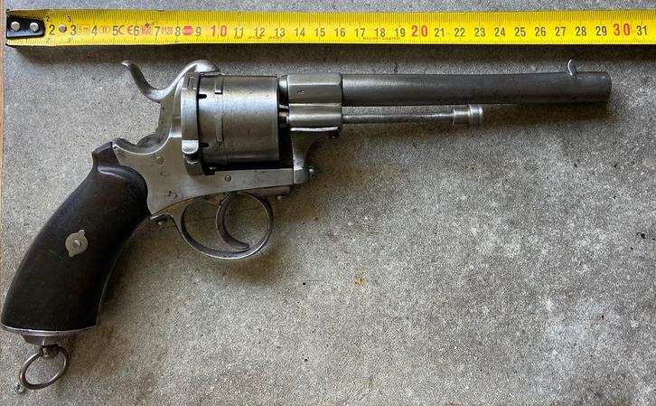 Vrijgestelde, antieke revolver penvuur, Verzamelen, Militaria | Algemeen, Landmacht, Ophalen of Verzenden
