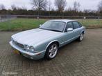 Jaguar XJ 4.0 V8 Executive AUT Leder Apk 09-2024, Auto's, Jaguar, Te koop, Geïmporteerd, 5 stoelen, Benzine