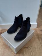 Tamaris enkellaars suede maat 38, Kleding | Dames, Tamaris, Blauw, Lage of Enkellaarzen, Ophalen of Verzenden
