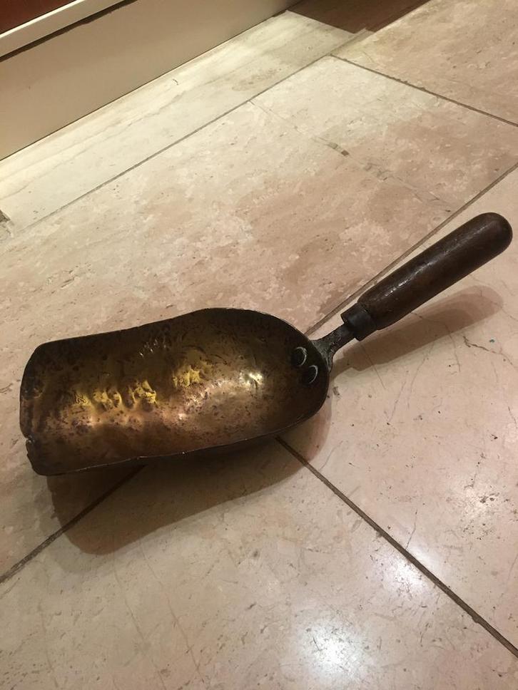 Antieke Messing Kruideniers/Grutters Schep met Houten Greep., Antiek en Kunst, Antiek | Bestek, Ophalen of Verzenden