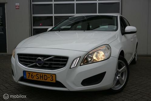 Volvo V60 1.6 T3 Kinetic ECC/NAVIGATIE/CRUISE-CONTROL/NAP, Auto's, Volvo, Bedrijf, Te koop, V60, ABS, Airbags, Airconditioning