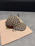 Gucci Pet Maat S, Ophalen of Verzenden, Zo goed als nieuw, 57 cm (M, 7⅛ inch) of minder, Pet