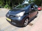 TOYOTA Aygo 1.0 12V VVT-I 5DRS Plus, Stof, Gebruikt, Zwart, 4 stoelen