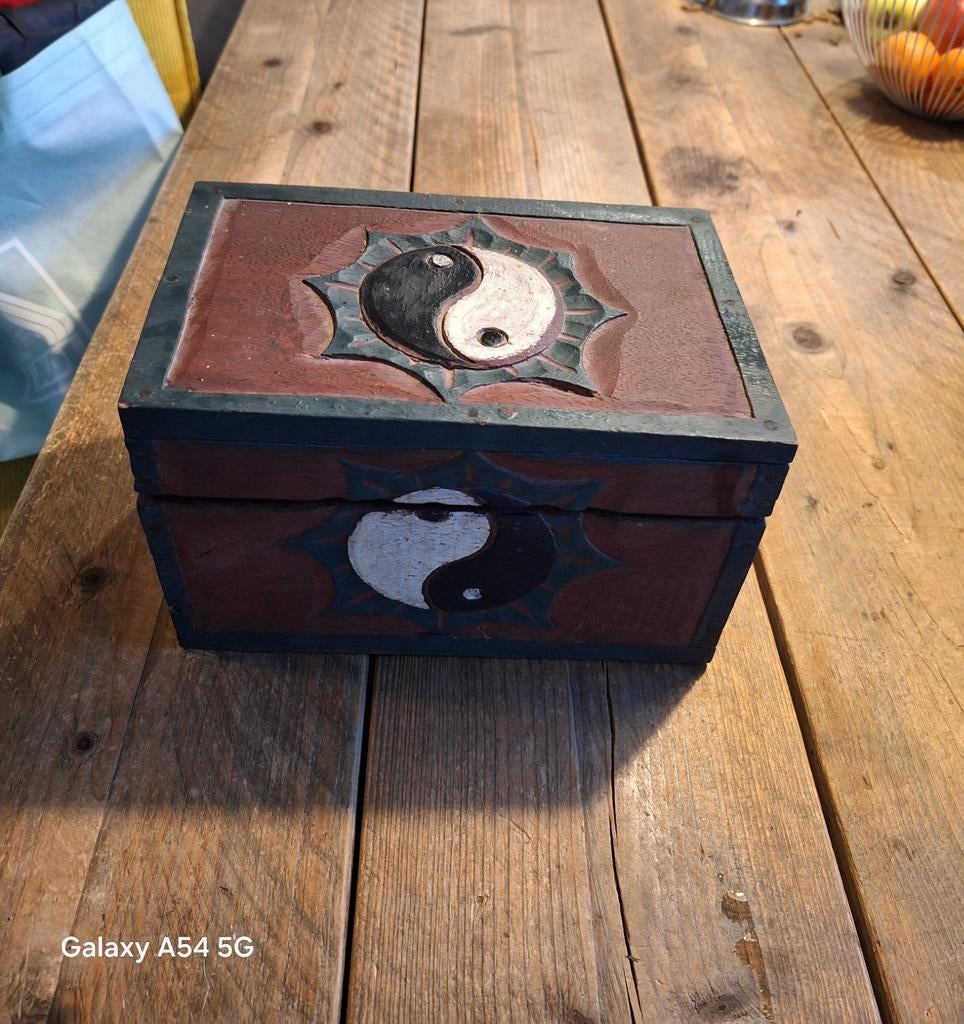 Vintage Houten Sieradendoosjes met Yin Yang, Minder dan 50 cm, Gebruikt, Minder dan 50 cm, Ophalen of Verzenden