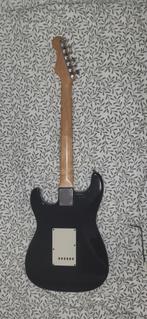 Fender Sunn mustang, Muziek en Instrumenten, Ophalen of Verzenden, Gebruikt, Gitaar, Minder dan 50 watt