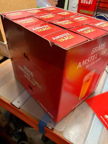 Bierglazen amstel en heineken beschikbaar voor biedingen