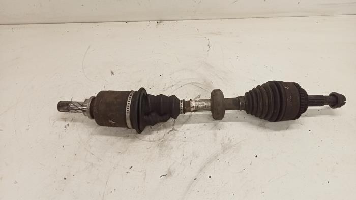 Aandrijfas links-voor van een Renault Kangoo, Auto-onderdelen, Remmen en Aandrijving, Renault, Gebruikt, 3 maanden garantie, Ophalen of Verzenden