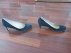 Mooie italiaanse pumps van Lavorazione Artigiana. Maat 39, Kleding | Dames, Schoenen, Ophalen of Verzenden, Zo goed als nieuw