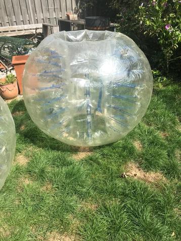 Bumberballen   beschikbaar voor biedingen