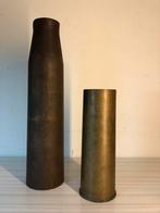WW 2 grote hulzen . Diameters 92 mm en 118 mm, Verzamelen, Militaria | Tweede Wereldoorlog, Ophalen of Verzenden, Landmacht, Hulzen of Bodemvondsten