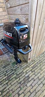 Suzuki buitenboordmotor 5PK viertakt met benzinetank, Watersport en Boten, Ophalen, Gebruikt, Motor en Techniek, Zeilboot of Motorboot