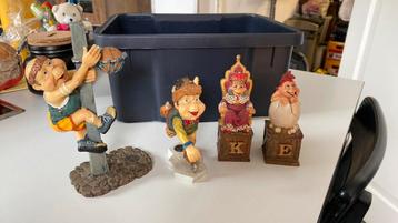 Laven verzameling, 4 stuks beschikbaar voor biedingen