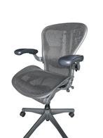 Herman Miller Aeron Type B bureaustoel Graphite Refurbished, Zwart, Ophalen of Verzenden, Zo goed als nieuw, Bureaustoel