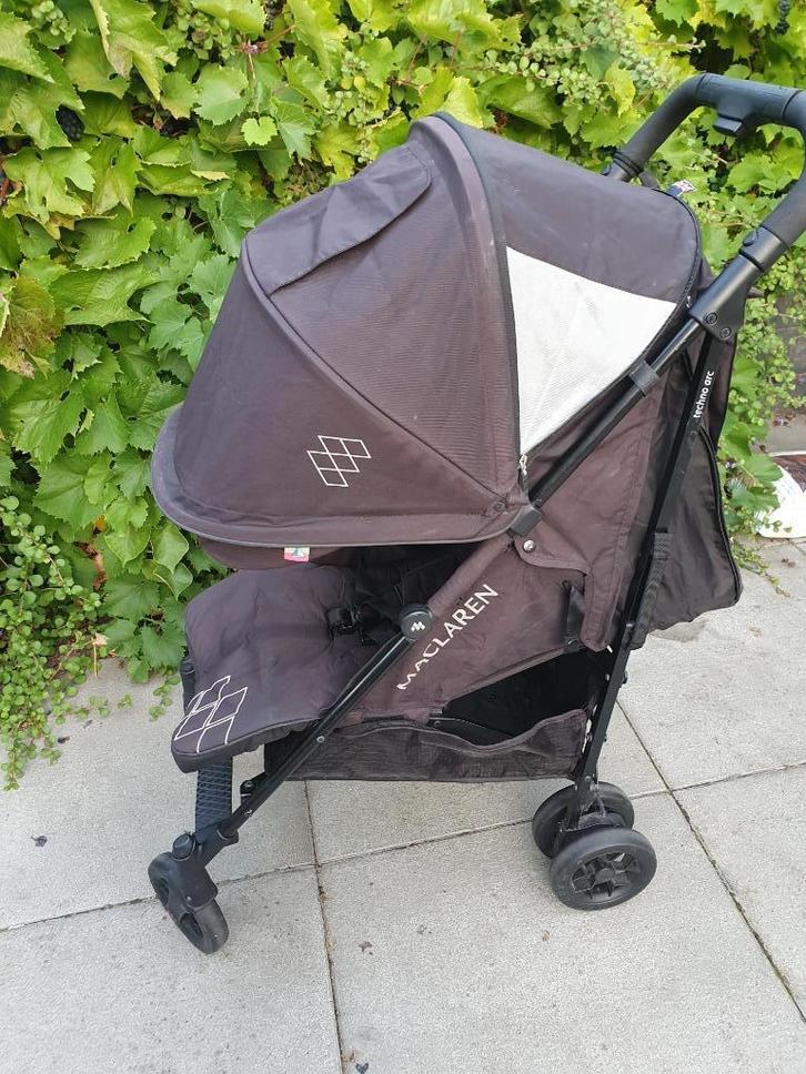 maclaren Techno arc buggy, Kinderen en Baby's, Buggy's, Zo goed als nieuw, Maclaren, Verstelbare rugleuning, Zonnekap, Ophalen of Verzenden