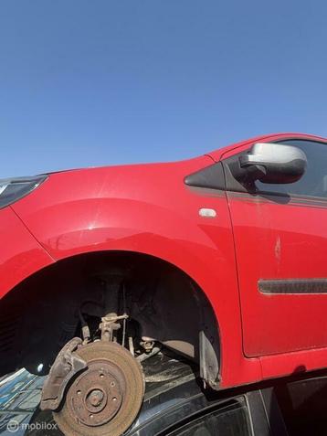 Voorscherm links Renault Twingo II ('07-'14) beschikbaar voor biedingen