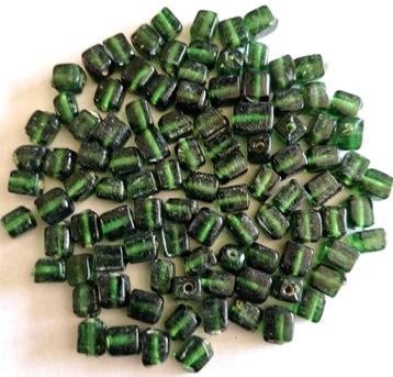 100 donkergroene blokjes glas kralen 6 mm beschikbaar voor biedingen