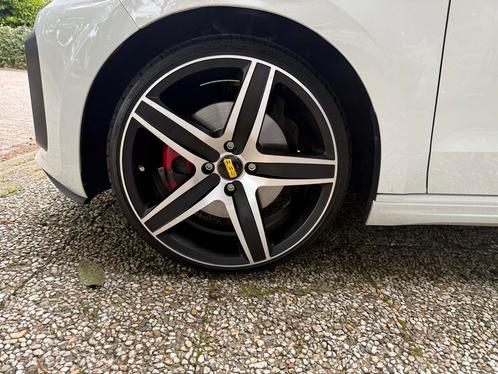 VW Up  Velgen met Banden 17 inch 4x100, Auto diversen, Wieldoppen, Gebruikt, Ophalen