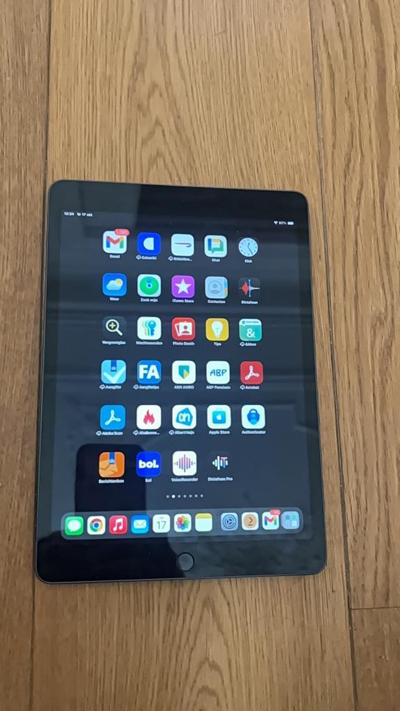 iPad A2602 9e generatie. Conditie als nieuw, Computers en Software, Apple iPads, Zo goed als nieuw, Apple iPad, Wi-Fi en Mobiel internet