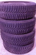 Gratis: winterbanden op velgen van Peugeot 2008., Ophalen, Gebruikt, 15 inch, Banden en Velgen