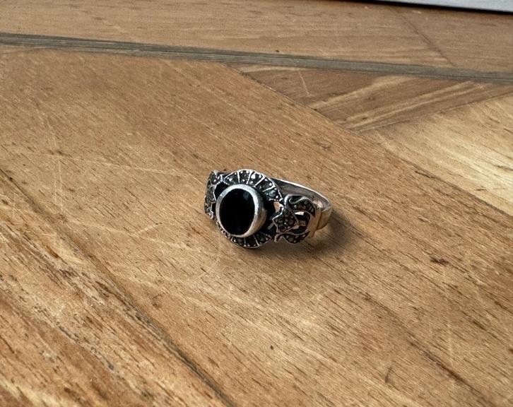 Ring 925 zilver markasiet onyx zwart antiek oude vintage, Sieraden, Tassen en Uiterlijk, Ringen, Gebruikt, Dame, 17 tot 18, Zilver