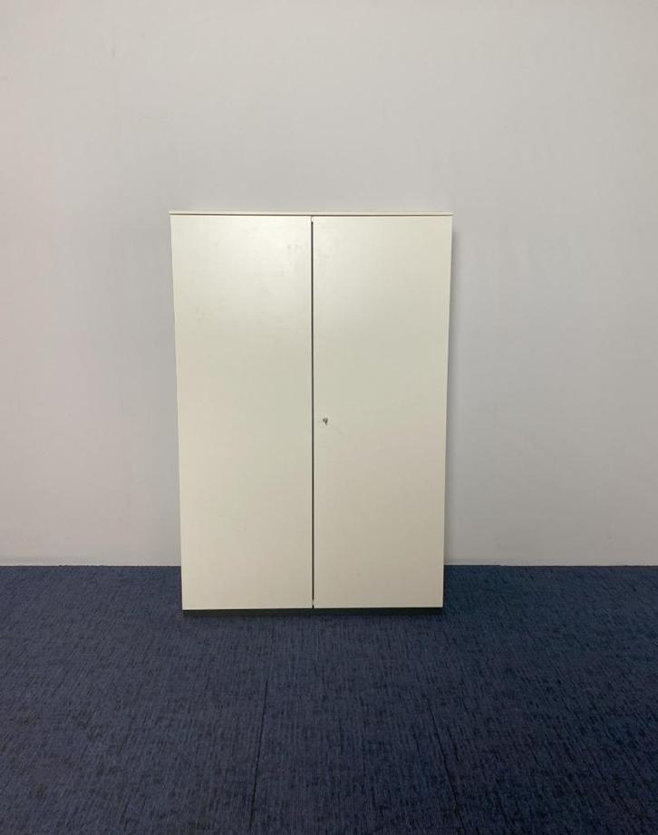 Klapdeurkast Bene, wit, H 153 x B 100 x D 45 cm., Huis en Inrichting, Bureaus, Gebruikt, Ophalen