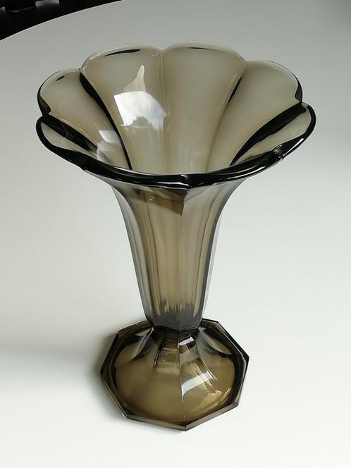 Antraciet grijze vaas (Boheems/VsL?), Antiek en Kunst, Antiek | Glas en Kristal, Ophalen
